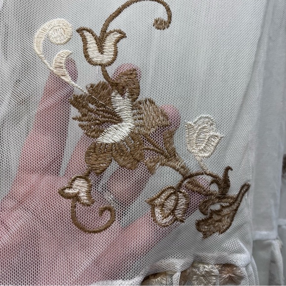 Soft Surroundings Embroidered Mesh Layered Top White Brown Tan Size Small - Picture 7 of 12